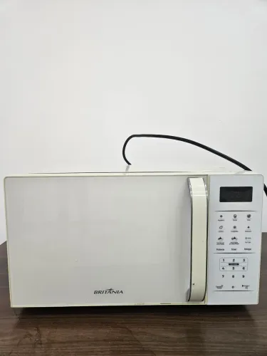 Microondas Britânia 20L