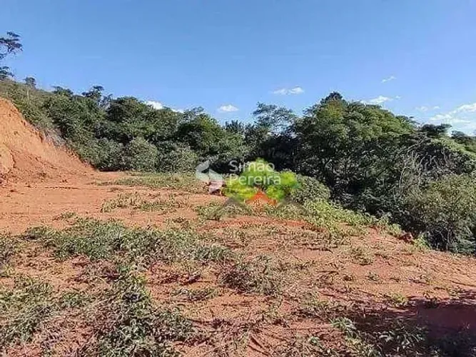 Imóvel para venda com 5500m em Centro - Simão Pereira - MG