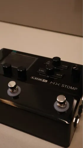 LINE 6 HX STOMP