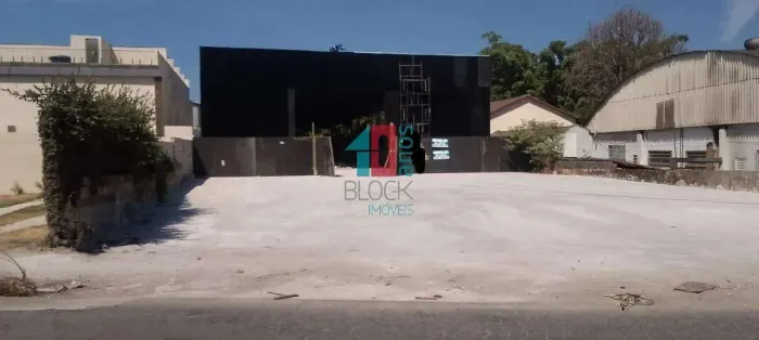 Vargem Pequena | Galpão