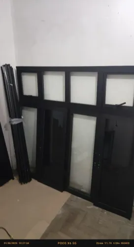 2 Janelas de Alumínio Anodizado Preto 