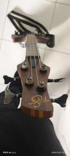Contra baixo Tajima
