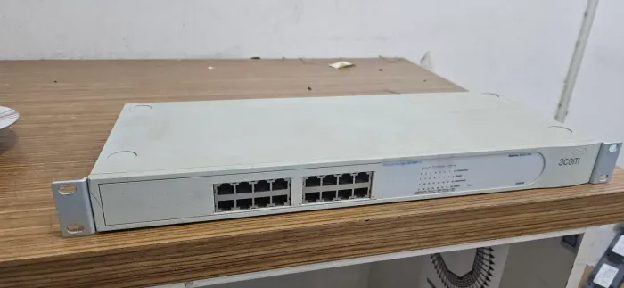 Switch de rede 3Com Baseline