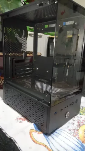 Gabinete TGT Legion Mini  