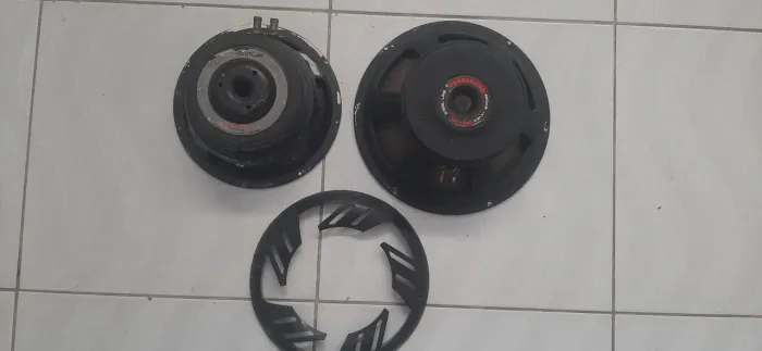 Auto falante pra vender logo