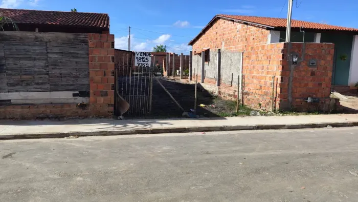 Vende-se terreno