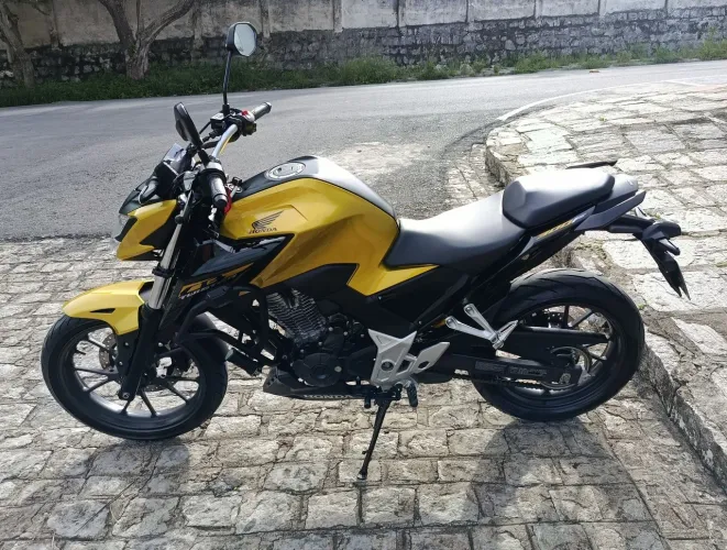 Honda CB Twister ABS 2024 - Nova