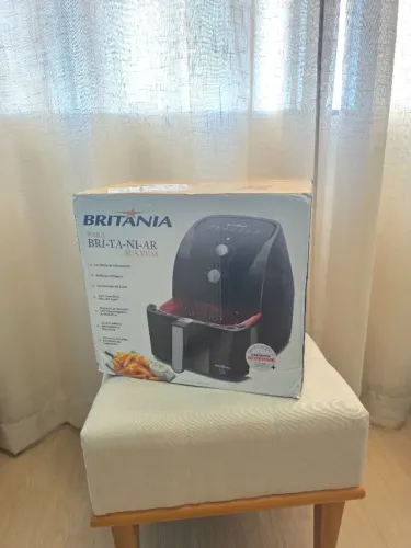 Air Fryer Brittania Redstone BFR50 (110V) NOVA LACRADA COM NF
