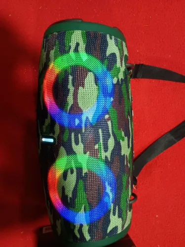 Caixa de som bombox 