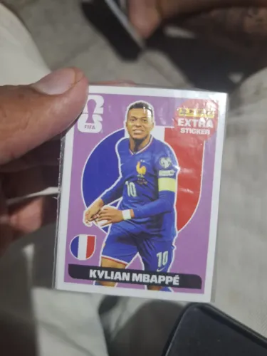 Figurinha kiLian MBAPPé regular 