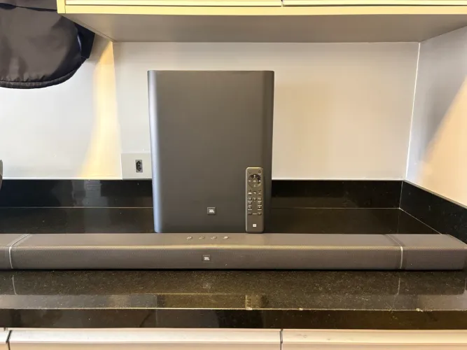 JBL BAR 5.1 218W - COMPLETA + SUBWOOFER + 2 SURROUND SEM FIO