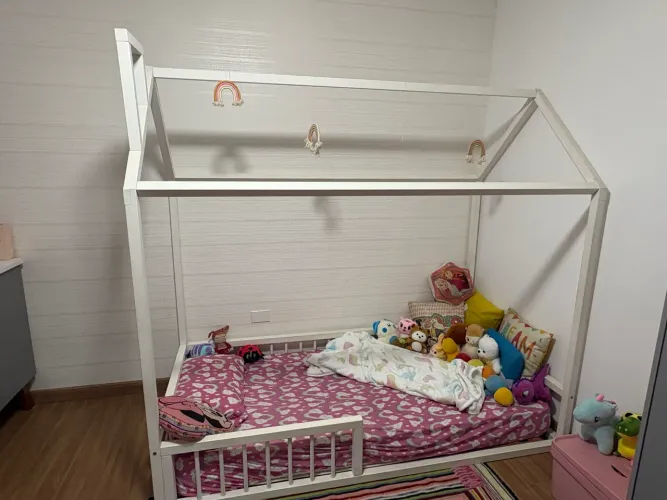 Cama montessoriana 