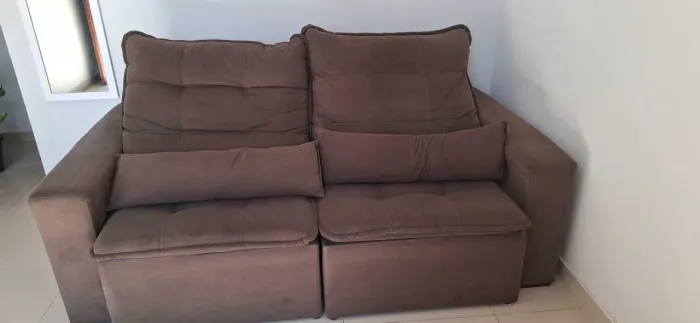 Sofá retrátil
