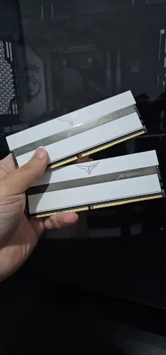 Memória TeamGroup XTREEM DDR4 3200MHz - 16GB (2x8GB)