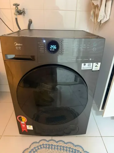 Máquina de lavar e secar Midea 11kg