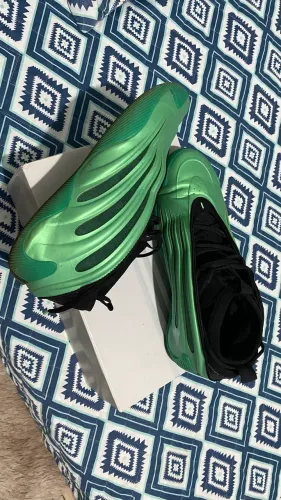 Adidas Harden volume 9