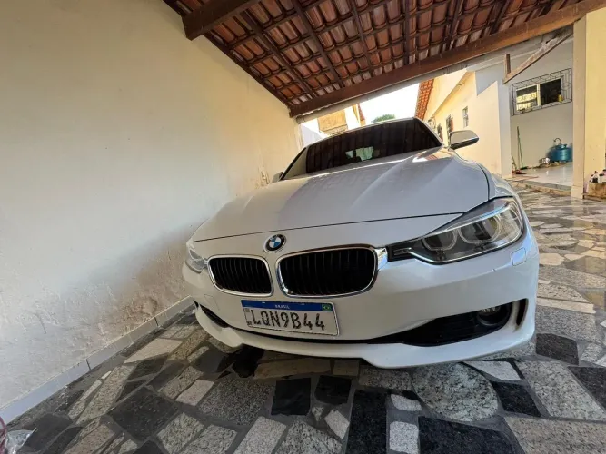 BMW 320I A 2.0 Turbo/activeflex 16V 184cv 4P 2013