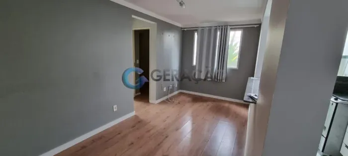Apartamento térreo para venda e locação no condomínio Spazio Campo Giallo com 2 quartos e