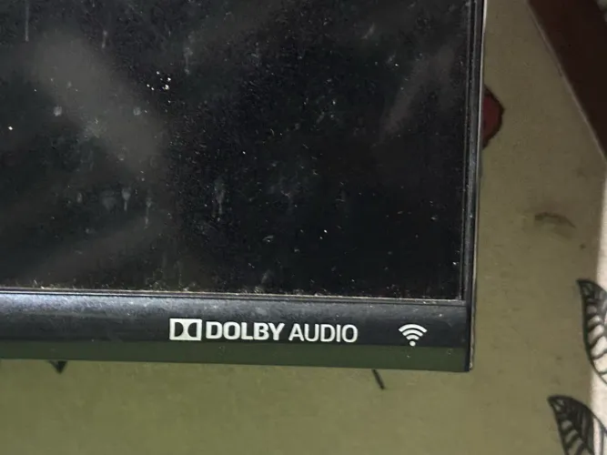 TV LED para retirada de peças ou conserto