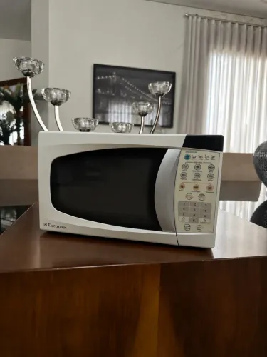 Microondas Electrolux 18 litros