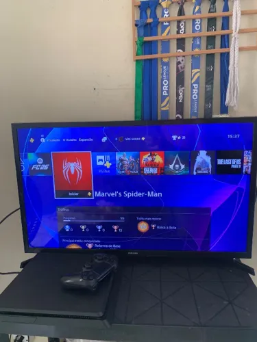 Ps4 Slim 1TB completo