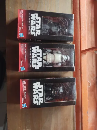 Lote de bonecos de Star Wars 