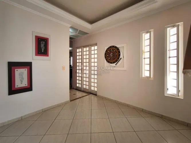 Casa Residencial à Venda 2 Dormitórios | Suíte