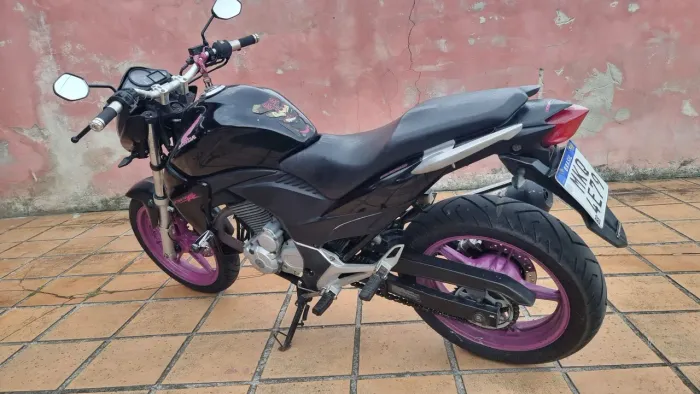 CB300 preta / preto 2014