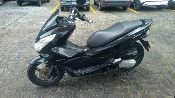 Vendo moto pcx seminova
