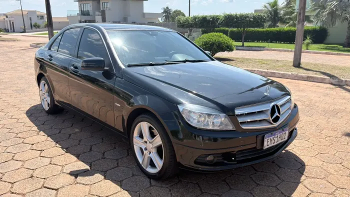 Mercedes-Benz C-180 CGI Classic 1.8 16V 156cv Aut. 2011