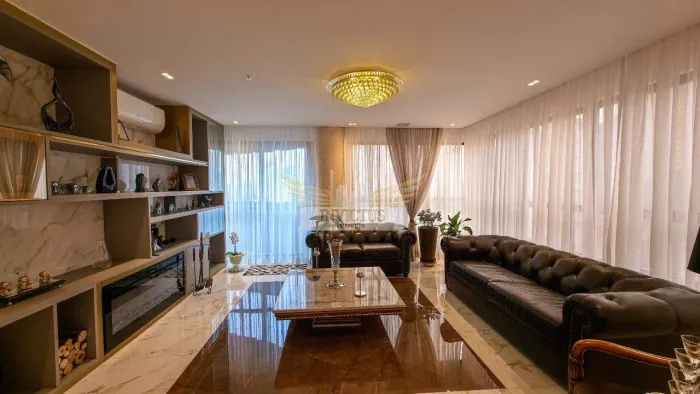 Apartamento com 2 Suítes à Venda, 190m² - Bairro Jardim, Santo André/SP.