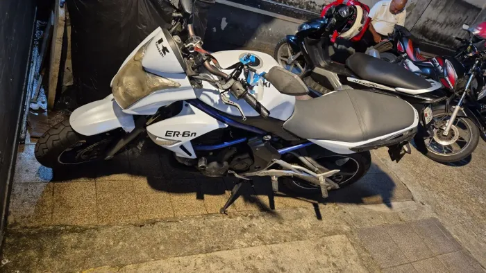 Kawasaki Er6n