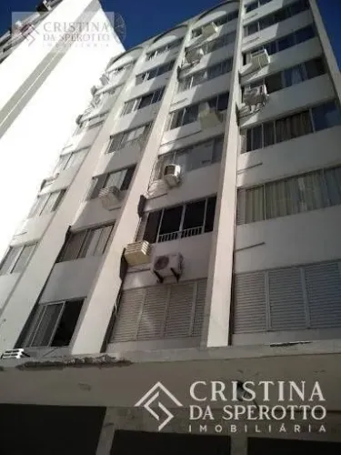 Small - Locação Anual de Kitinete Semi Mobiliada na Avenida do Estado em Balneário Cambori