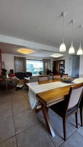Alto do Parque VENDO | 4 quartos, 2 suítes | 225 m² | Localização Privilegiada | 4 vagas
