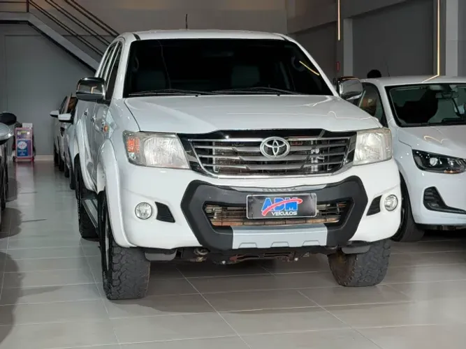 Toyota Hilux CD SR 4X2 2.7 16v/2.7 Flex Aut. 2014