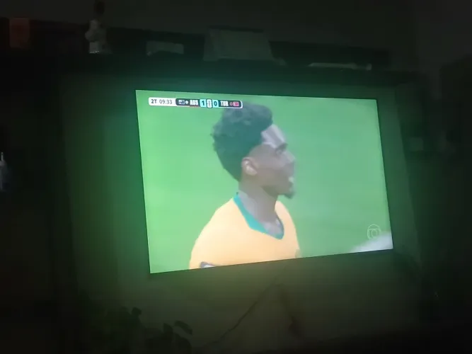 Vendo essa TV 50 polegada Samsung