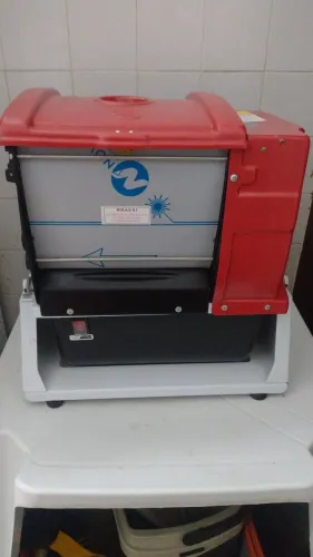 Vendo equipamentos para pizzaria, amassadeira Braesi nova forno paulistano digital novo