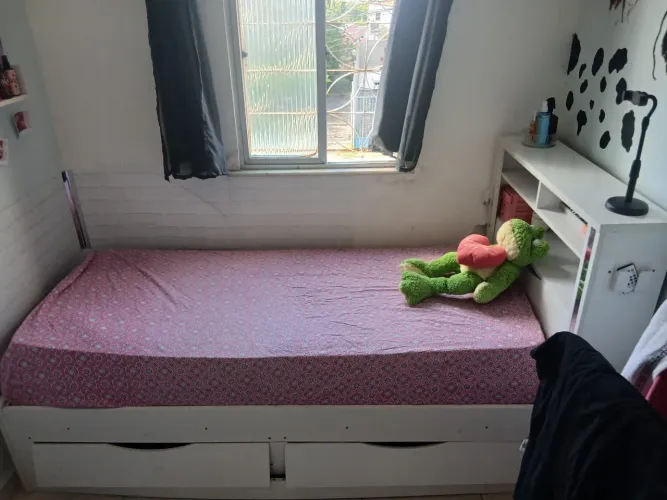 Cama Invicta de solteiro com baú e 2 gavetas