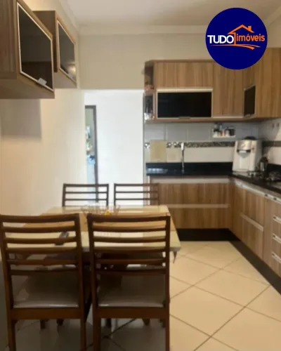 Imperdível oportunidade: Casa à venda em Taguatinga Norte, Brasília-DF! 2 quartos, 1 sala,
