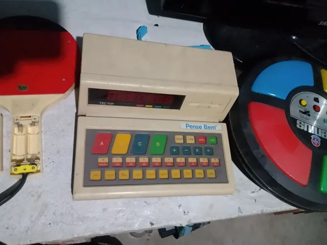 Lote de brinquedo antigo para reparo 