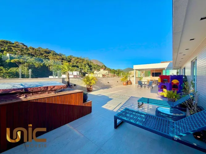 Cobertura com 3 dormitórios à venda, 336 m² por R$ 3.790.000,00 - Várzea - Teresópolis/RJ