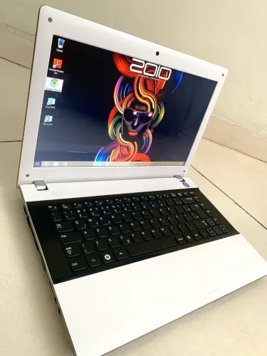 Notebook Samsung rv 411 novíssimo