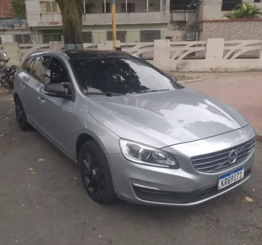 Volvo V60 T5 5P 2015