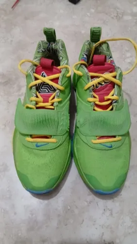 Tenis Nike original- Zoom Freak 3 - Uno Gianis tamanho 39
