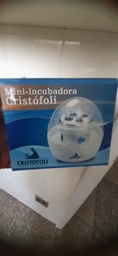 Mini-incubadora Cristófoli