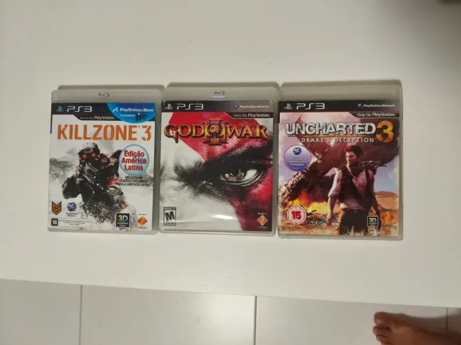 Jogos ps3 god 3 ,killzone 3, uncharted3 
