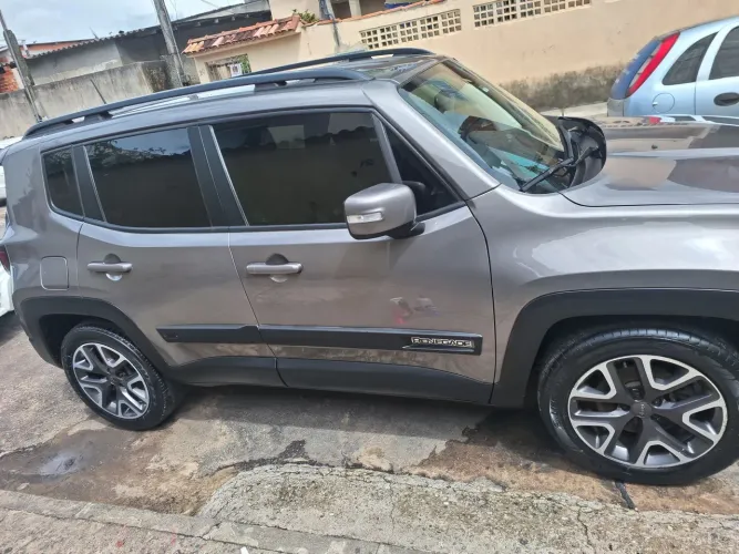 Jeep Renegade Longitude 1.8 4X2 Flex 16V Aut. 2021
