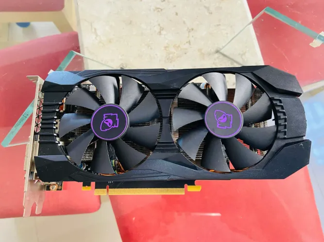 Placa de video GTX 1060 3G 192 bits