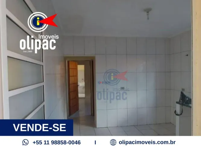 Sobrado dividido em 2 casas residenciais - 3 vagas de garagem - Vila União - Guarulhos-SP.