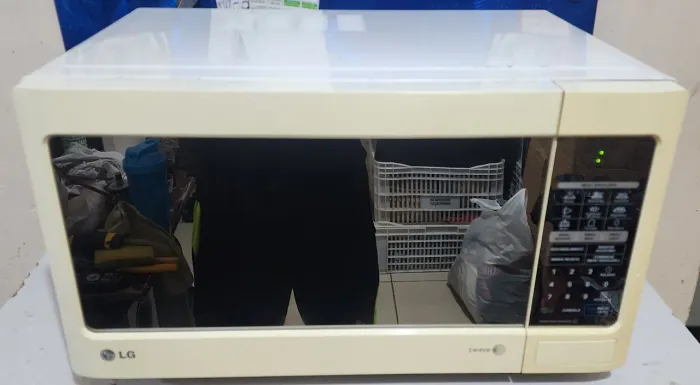 Micro-ondas lg com grill 30l